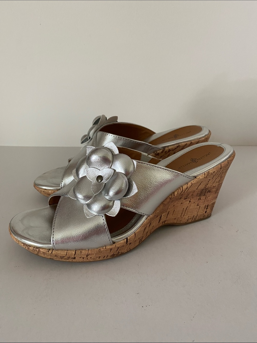 Metallic Silver Wedge Slide Jaclyn Smith Sandals with Floral Accent Size 7 M